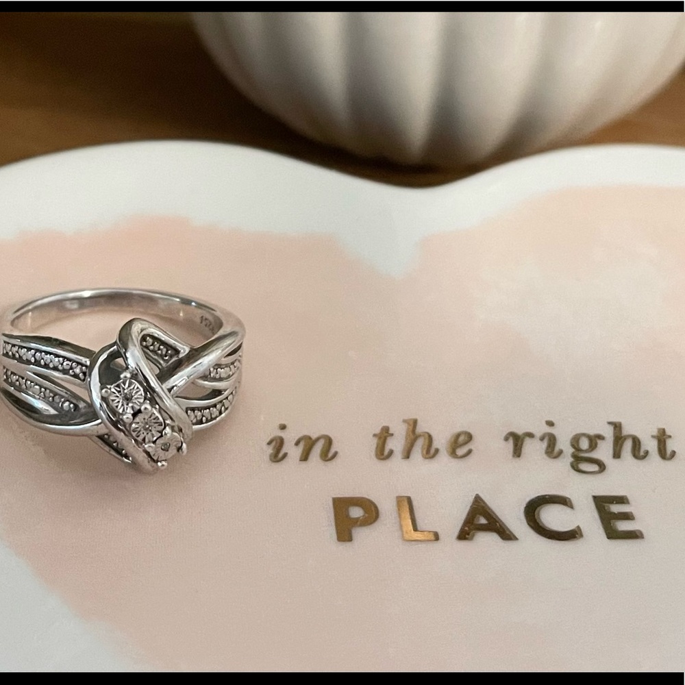 NEW Peoples Jewellers 925 silver diamond accent ring